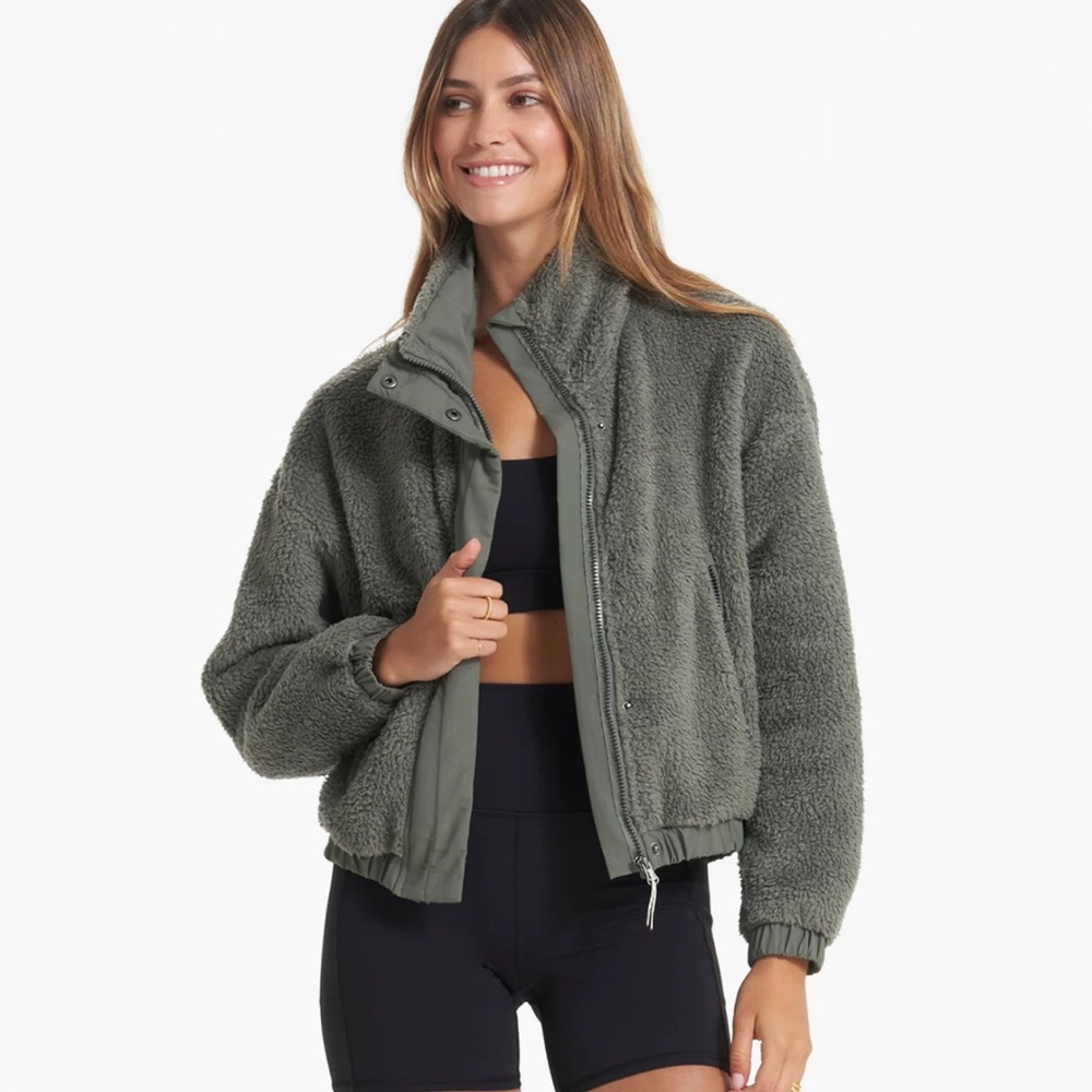 Vuori Cozy Sherpa Jacket